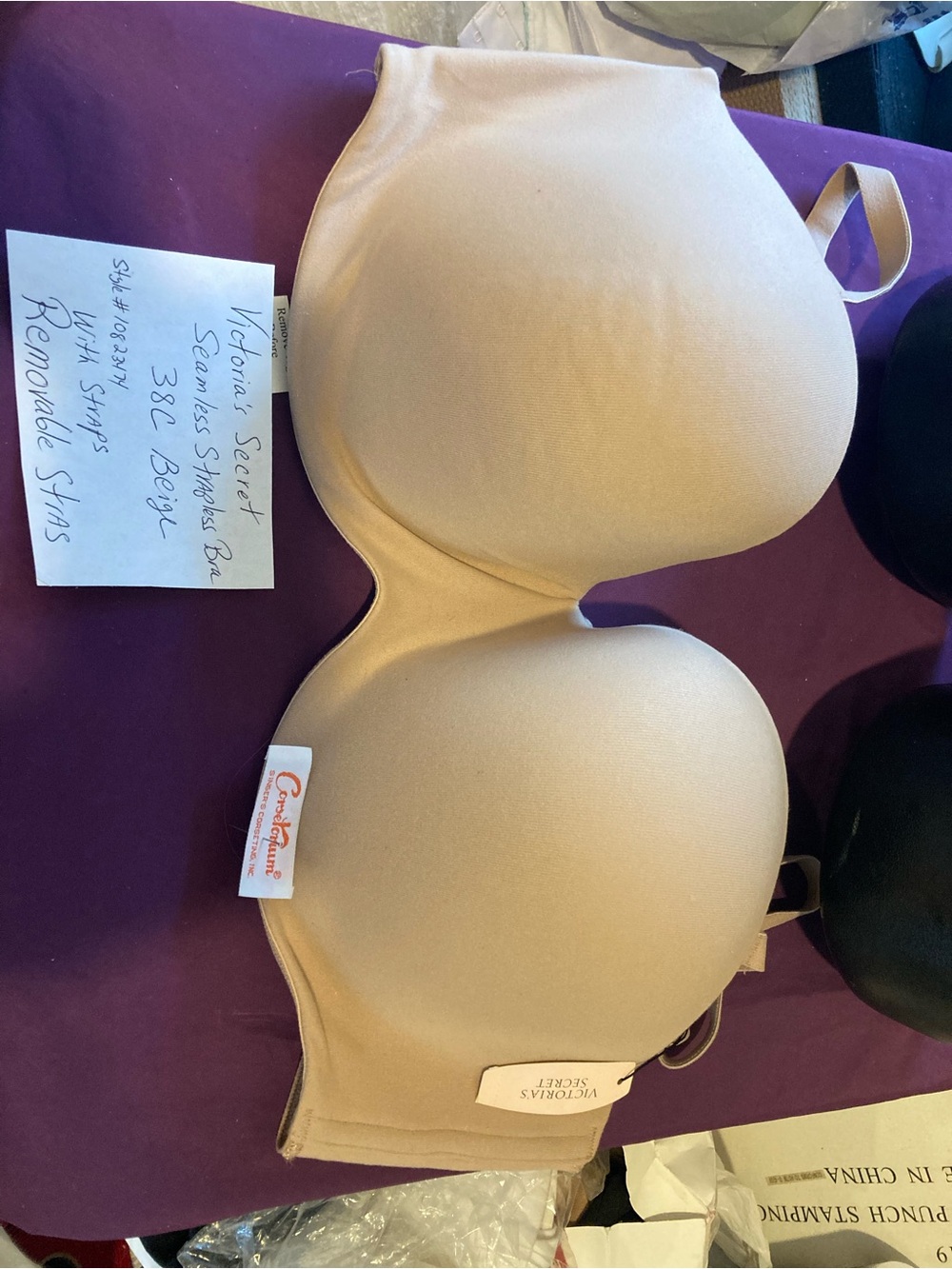 Victoria's Secret Nude Strapless Smooth Bra with Removable Straps